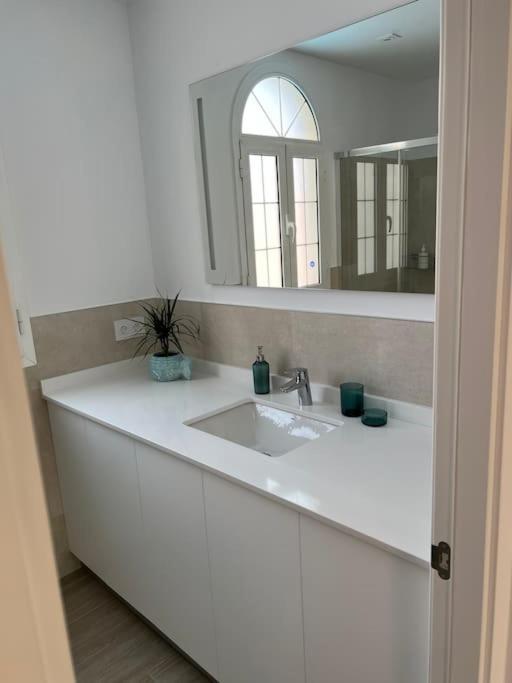 Casa Macken Con Piscina Climatizada Y Jacuzzi Villa San Bartolome Ruang foto